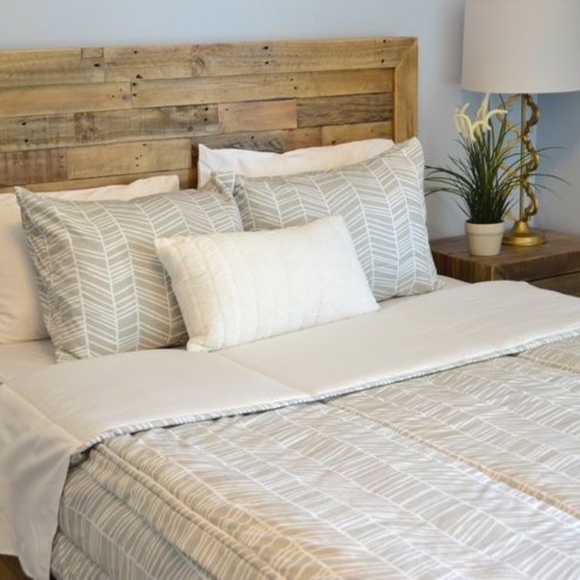 Beddy's Other - Beddy's Full Size Sketch print zip up bedding set